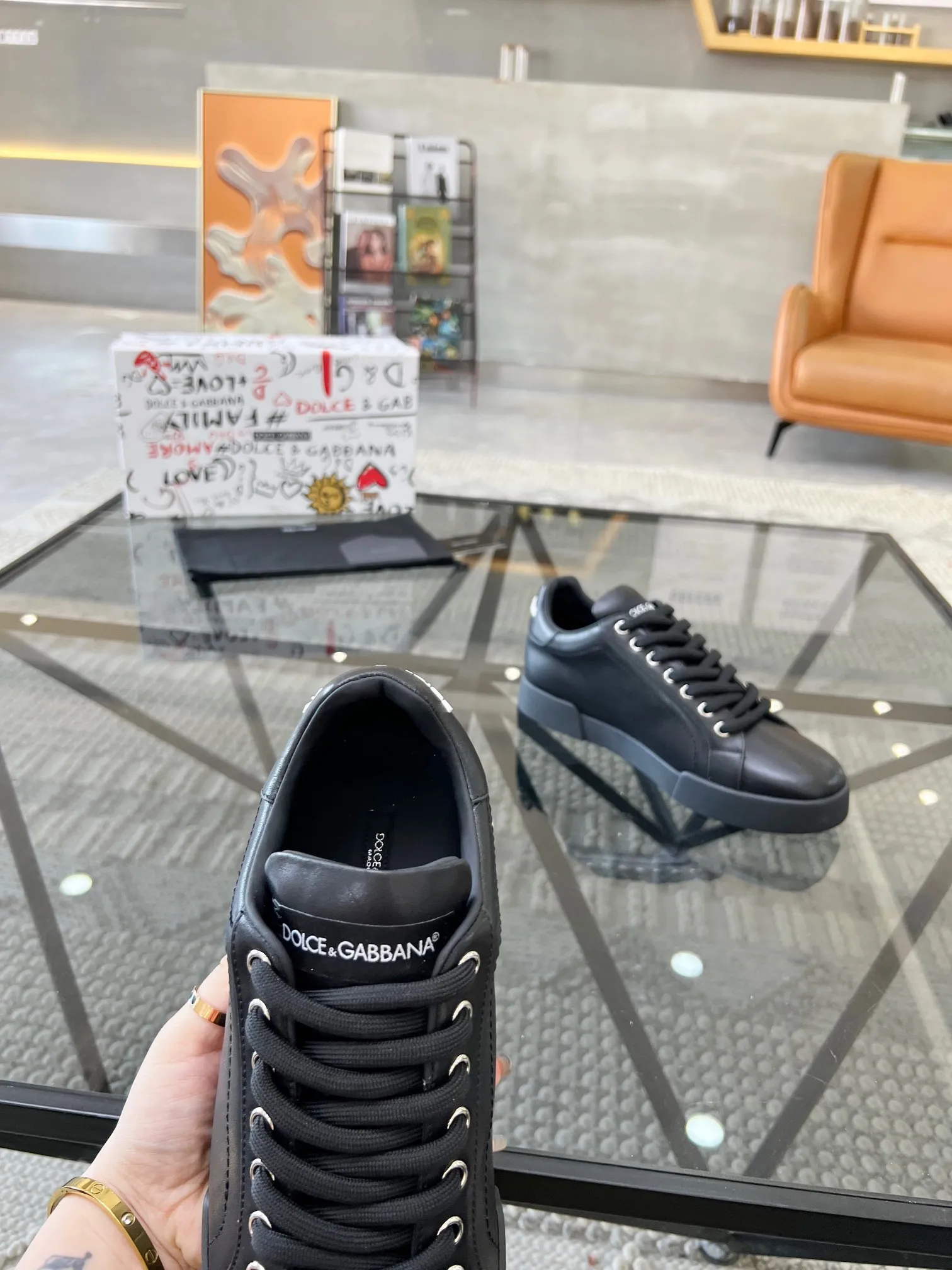 Men's shoes 360 yuan🏮🏮2023 new Dolce & Gabbana/top original single DG heavy industry series, imported original waterproof canvas, contrasting color design is super beautiful, exquisite and luxurious, super A level! Compared with the genuine product at the counter, the version is no worse at all! size：38-46